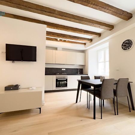 Cavana 10 Tirabora Short Rent Trieste Exterior foto