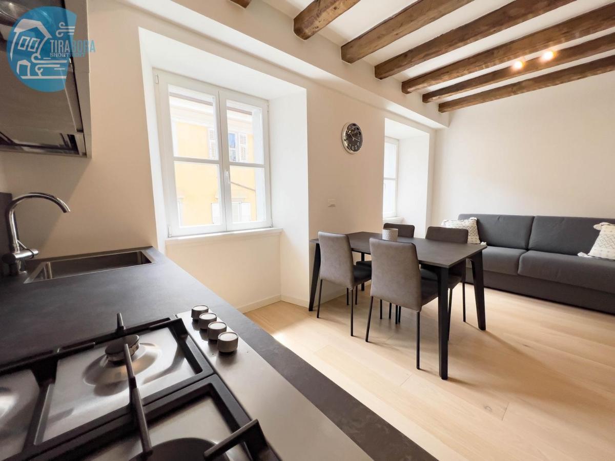 Cavana 10 Tirabora Short Rent Trieste Exterior foto